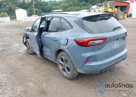 2023 Ford Escape St-Line z USA, uszkodzony, nr VIN 1FMCU9MN7PUA10972